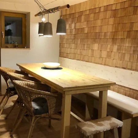 Apartment 72 -annas *