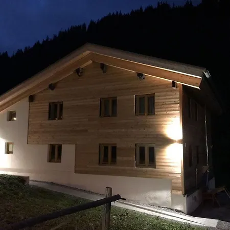 72 -annas Apartment *